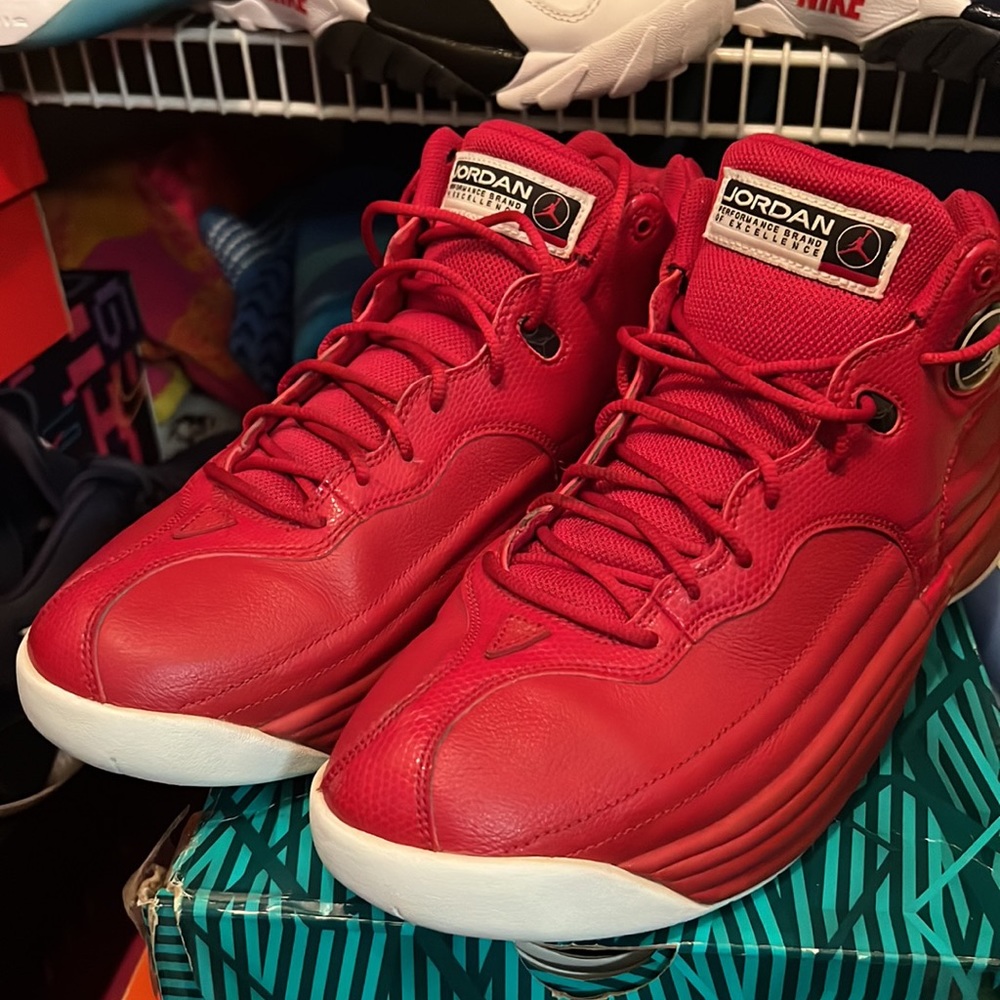 Team Jordan Kicks
